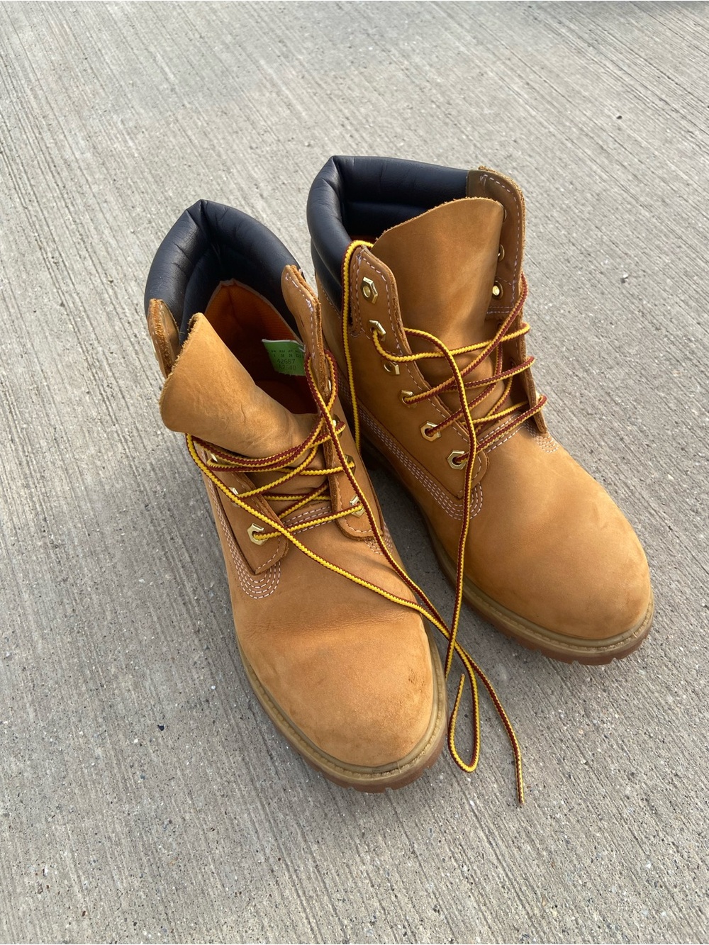 Timberland Women’s Boots - Durable Tan Leather Lace-Up